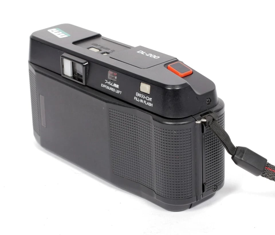 フジ　フィルムカメラ　DL-200DATE 　美品 RARE Fuji DL-200 compact 35mm camera with 32mm F2.8 lens (uses
